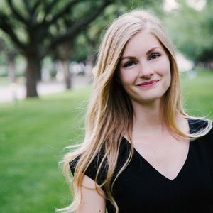 Meet your Posher, Hillary